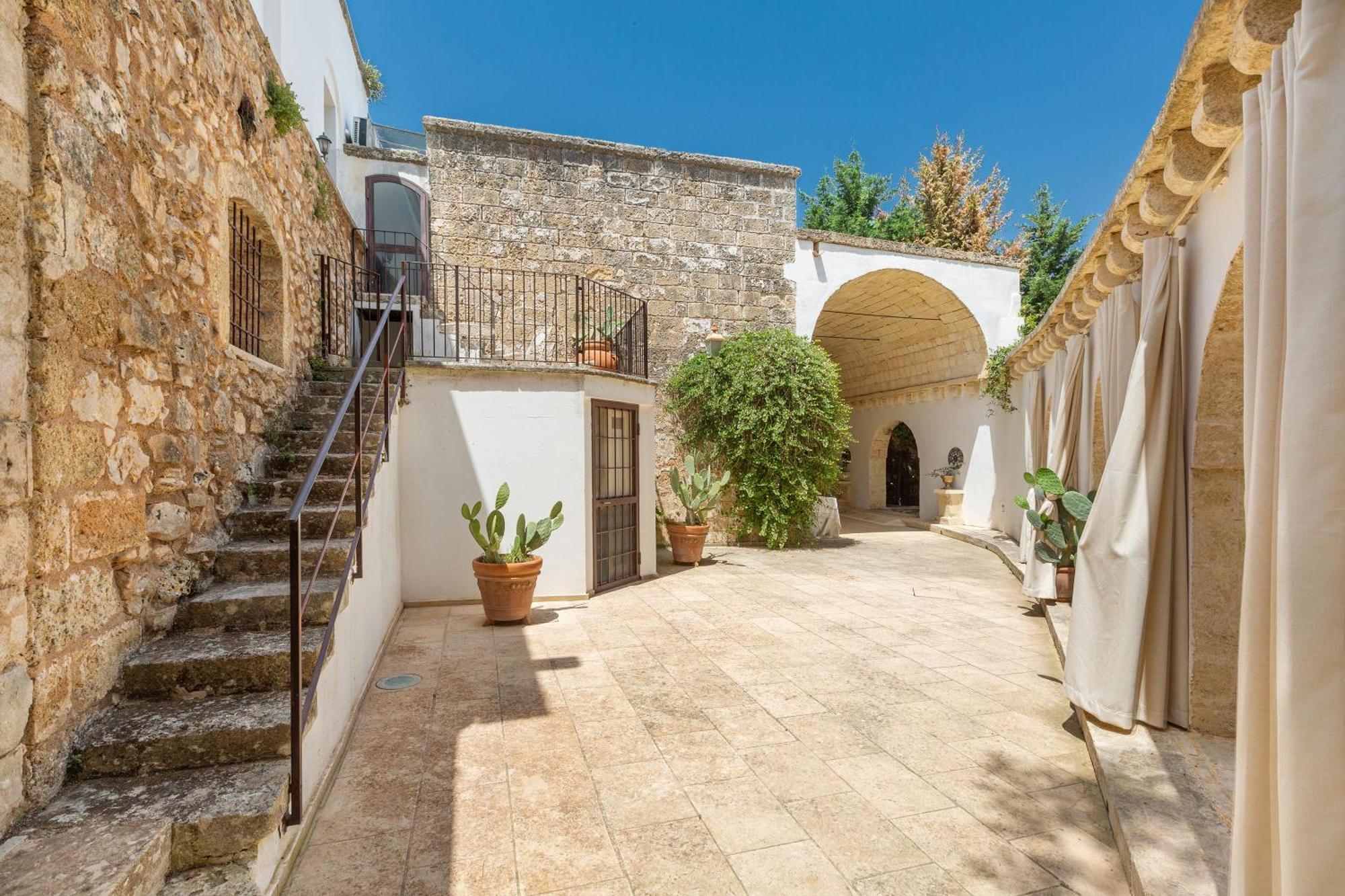 Masseria Cucuruzza Boutique Hotel Felline Exterior photo